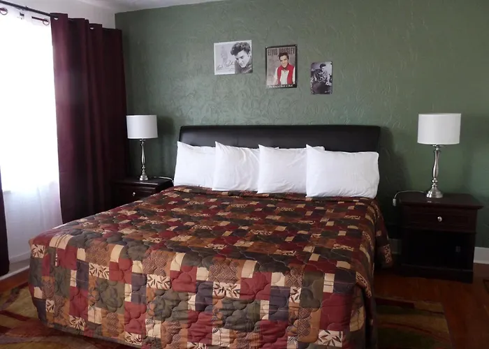 Motel Deluxe
