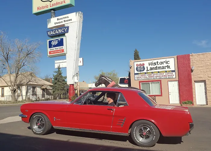 Deluxe Motel