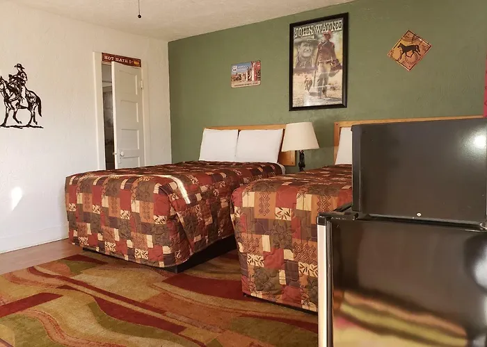Deluxe Motel 3*